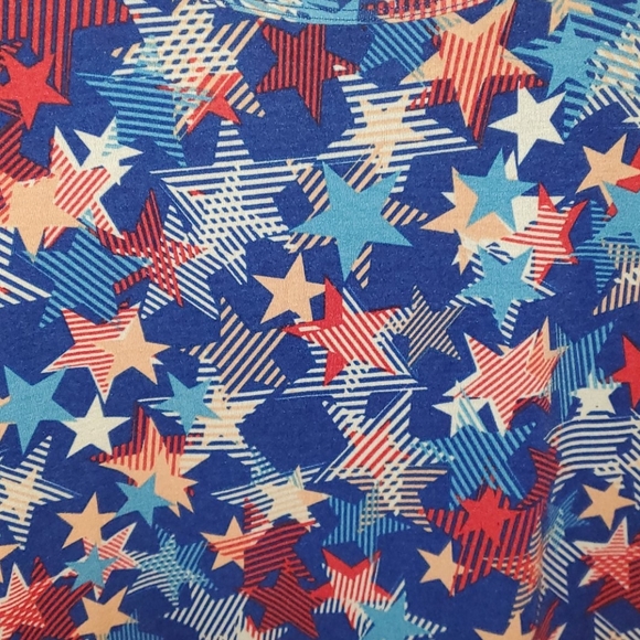 LuLaRoe Irma XS Stars - Picture 4 of 4